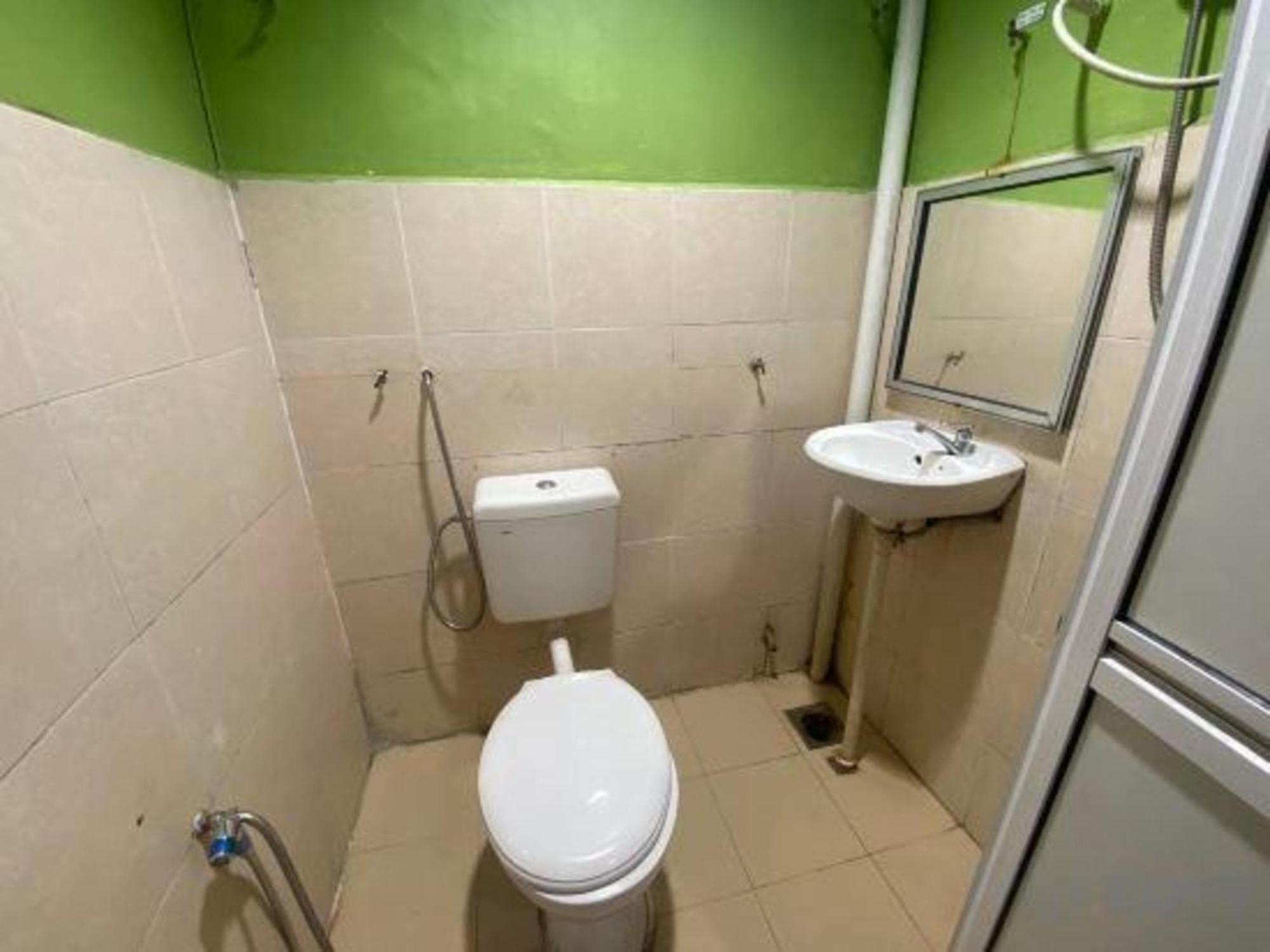 Oyo 91065 Hotel De Anjung Muadzam Shah Luaran gambar
