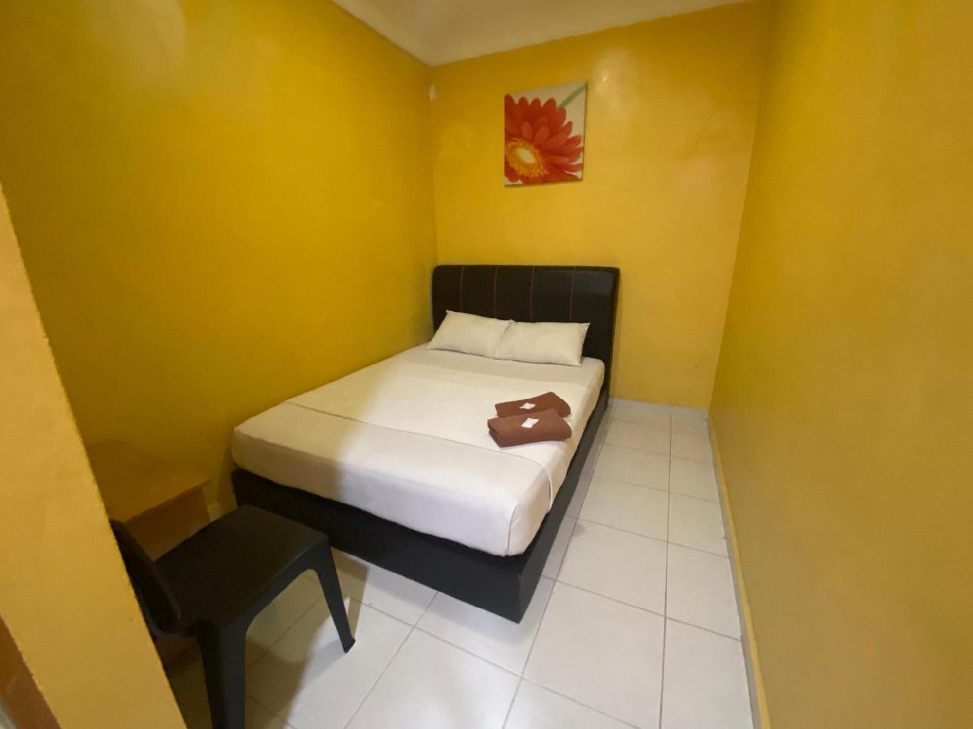 Oyo 91065 Hotel De Anjung Muadzam Shah Luaran gambar